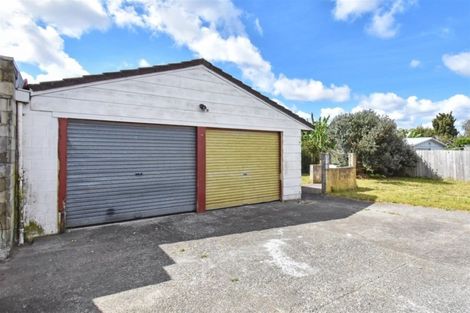 Photo of property in 122 Shifnal Drive, Randwick Park, Auckland, 2105
