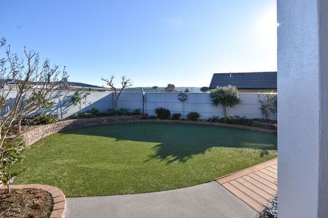 Photo of property in 22 Kura Place, Mosgiel, 9024