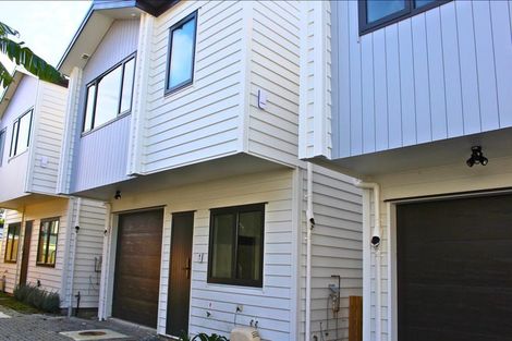 Photo of property in 90c Moire Road, Massey, Auckland, 0614