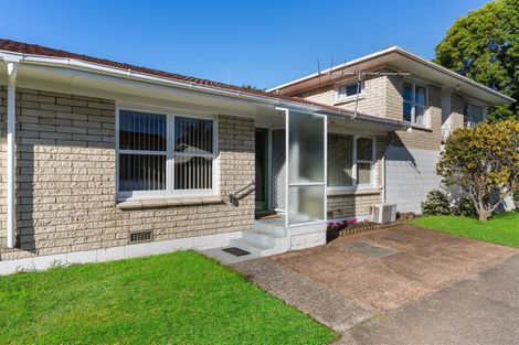 Photo of property in 3/24 Bute Road, Browns Bay, Auckland, 0630