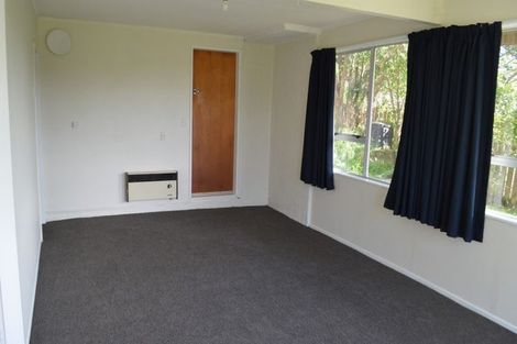 Photo of property in 146 Gloaming Hill, Titahi Bay, Porirua, 5022