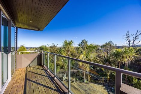 Photo of property in 106 Hillcrest Road, Hatfields Beach, Orewa, 0931