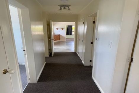 Photo of property in 47 Guadeloupe Crescent, Grenada Village, Wellington, 6037