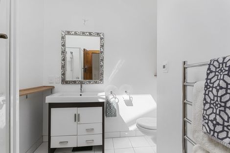 Photo of property in 6 Marama Terrace, Eastbourne, Lower Hutt, 5013