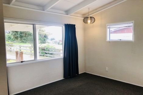 Photo of property in 11 Stack Road, Port Waikato, Tuakau, 2695