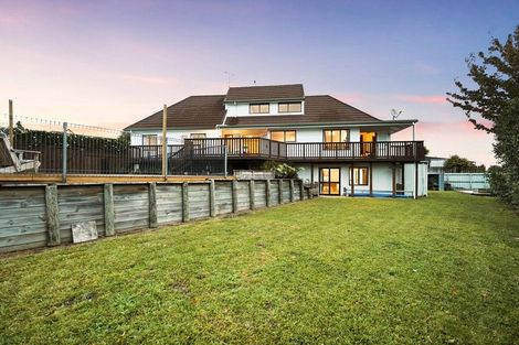 Photo of property in 12 Pohutukawa Drive, Pukete, Hamilton, 3200