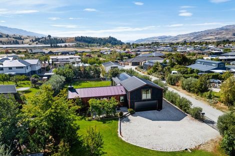 Photo of property in 1 Riesling Way, Cromwell, 9310