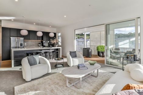 Photo of property in 189 Hibiscus Drive, Orewa, 0931