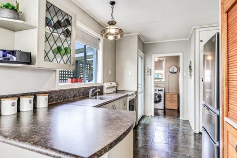 Photo of property in 12 Thorpe Street, Fairview Downs, Hamilton, 3214