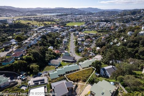 Photo of property in 6 Kastos Way, Strathmore Park, Wellington, 6022