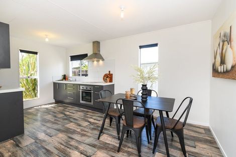 Photo of property in 36 Acacia Street, Kelvin Grove, Palmerston North, 4414