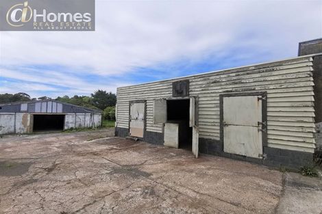 Photo of property in 6 Moontide Road, Kumeu, 0892