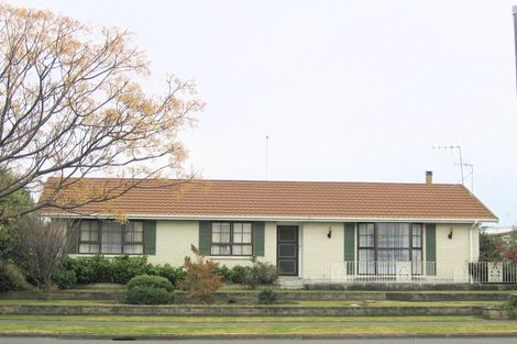 Photo of property in 150 Tait Drive, Greenmeadows, Napier, 4112