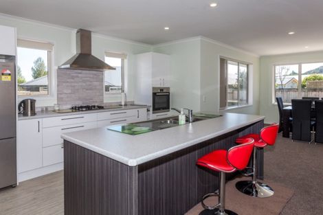 Photo of property in 80 Golden Shore Place, Coromandel, 3506