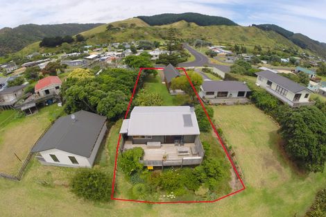 Photo of property in 132 Maunsell Road, Port Waikato, Tuakau, 2695