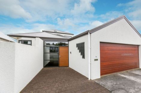 Photo of property in 116 Vivian Street, New Plymouth, 4310