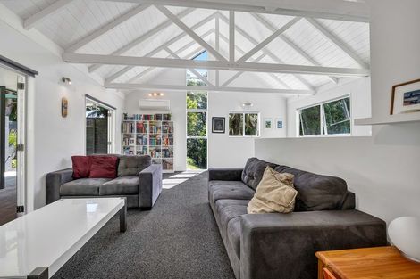 Photo of property in 28a Riversdale Drive, Merrilands, New Plymouth, 4312