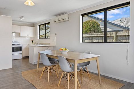 Photo of property in 38 Diomede Glade, Flagstaff, Hamilton, 3210