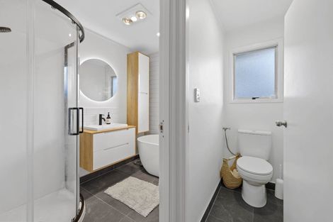 Photo of property in 17 Sherie Place, Howick, Auckland, 2014