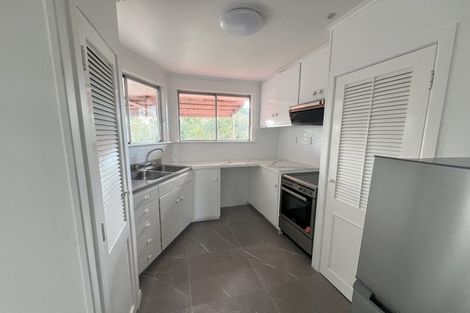 Photo of property in 32 Kirkbride Road, Mangere Bridge, Auckland, 2022