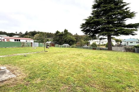Photo of property in 14 Market Street, Kaitangata, 9210