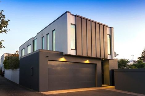 Photo of property in 94 Office Road, Merivale, Christchurch, 8014