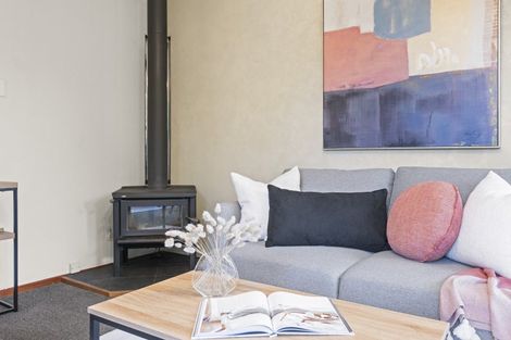 Photo of property in 36 Maxwells Line, Awapuni, Palmerston North, 4412