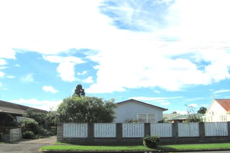 Photo of property in 1/94 Carruth Road, Papatoetoe, Auckland, 2025