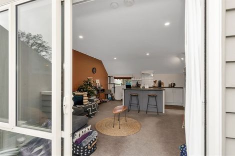 Photo of property in 2a Defoe Place, Waltham, Christchurch, 8023