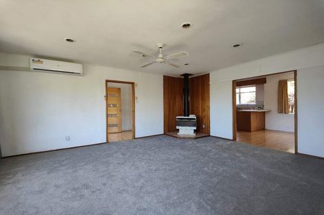 Photo of property in 21 Sequoia Place, Sunnynook, Auckland, 0620