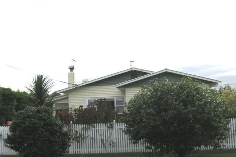 Photo of property in 10 Rhodes Avenue, Mount Albert, Auckland, 1025