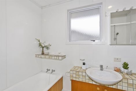 Photo of property in 8 Callis Avenue, Opaheke, Papakura, 2113