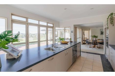 Photo of property in 2 Palm Drive, Kerikeri, 0294