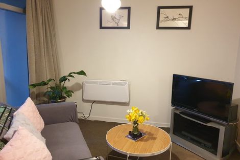 Photo of property in Montreaux Apartments, 2j/164 The Terrace, Wellington Central, Wellington, 6011