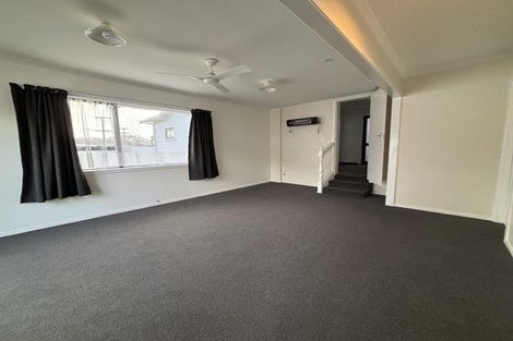 Photo of property in 28 Breakwater Road, Moturoa, New Plymouth, 4310