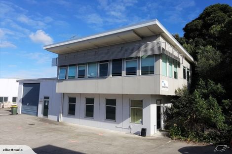 Photo of property in 65b View Road, Henderson, Auckland, 0612