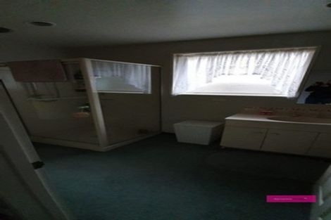 Photo of property in 8a Middlepark Road, Sockburn, Christchurch, 8042