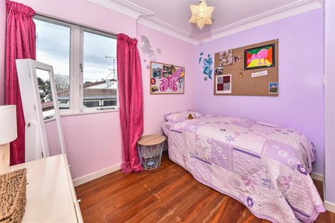 Photo of property in 1/31 Blanes Road, Weymouth, Auckland, 2103