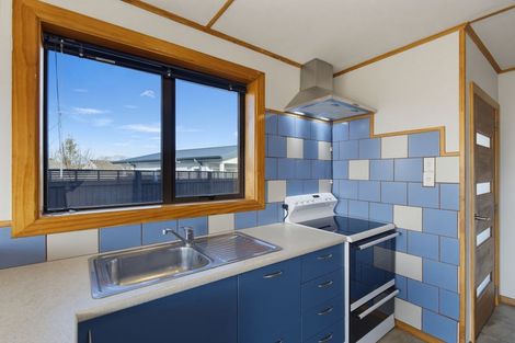 Photo of property in 7 Camden Street, Northcote, Christchurch, 8052