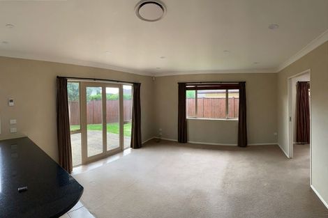 Photo of property in 9 Elwyn Close, Flat Bush, Auckland, 2016