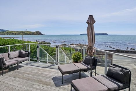 Photo of property in 25 Sunset Parade, Plimmerton, Porirua, 5026
