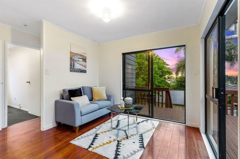 Photo of property in 17 Ebony Place, Massey, Auckland, 0614