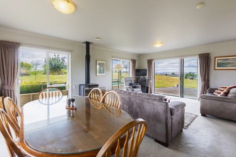 Photo of property in 33 Jg Wilson Drive, Waipukurau, 4281