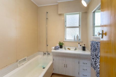 Photo of property in 210 Belvedere Road, Carterton, 5713