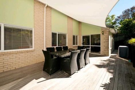 Photo of property in 31 Cricklade Terrace, Windsor Park, Auckland, 0632