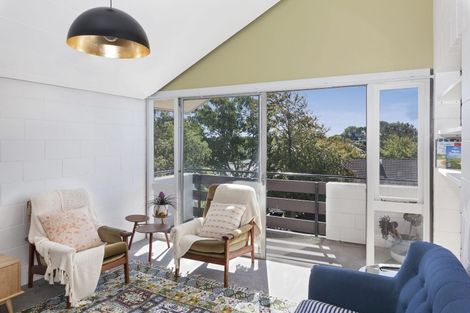 Photo of property in 21 Newbridge Place, Ilam, Christchurch, 8041