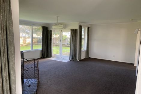 Photo of property in 32 Golf Links Road, Shirley, Christchurch, 8061