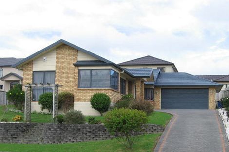 Photo of property in 11 Chadlington Avenue, Henderson, Auckland, 0612