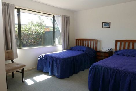 Photo of property in 2/21 Donegal Street, Belfast, Christchurch, 8051