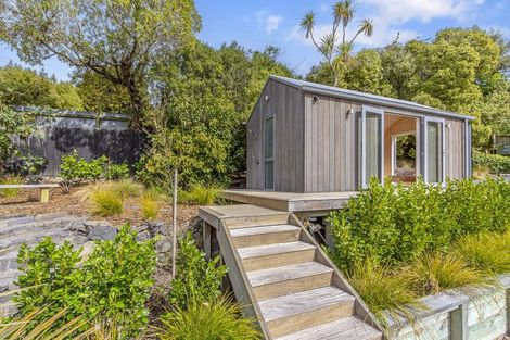 Photo of property in 11 Merlewood Avenue, Cashmere, Christchurch, 8022